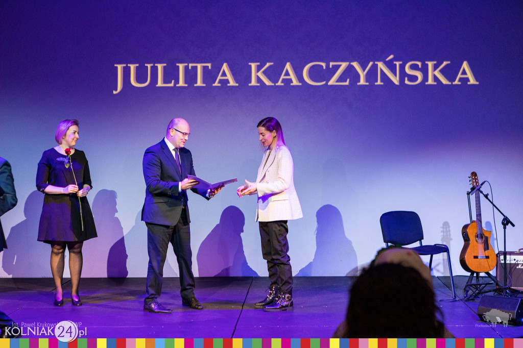Marszałek wyróżnił ludzi kultury