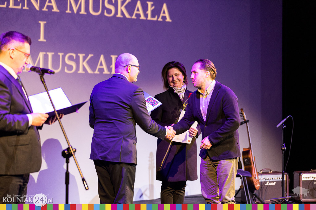Marszałek wyróżnił ludzi kultury