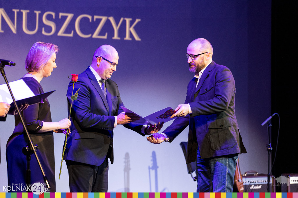 Marszałek wyróżnił ludzi kultury