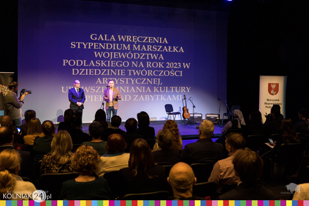 Marszałek wyróżnił ludzi kultury