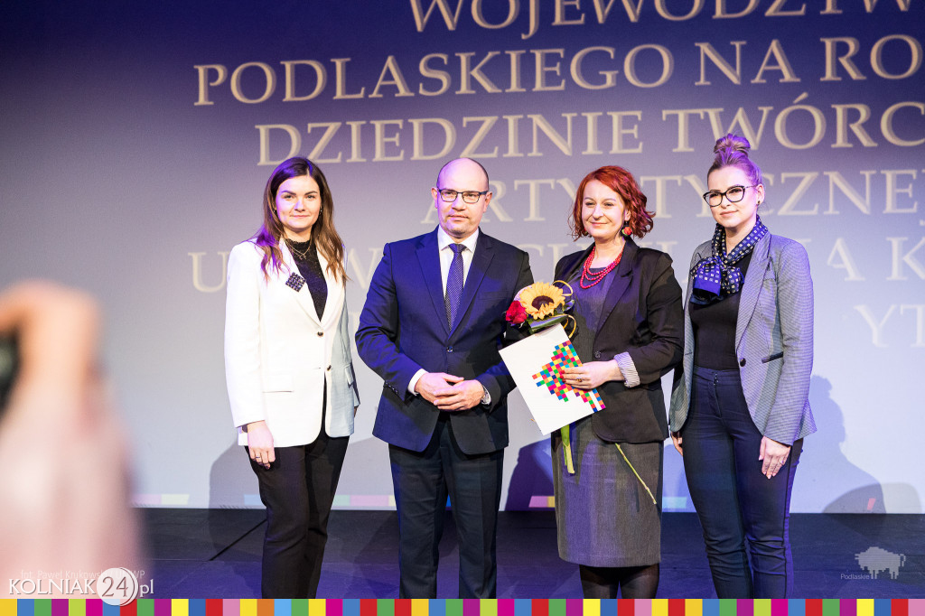 Marszałek wyróżnił ludzi kultury