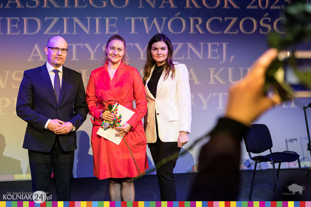 Marszałek wyróżnił ludzi kultury