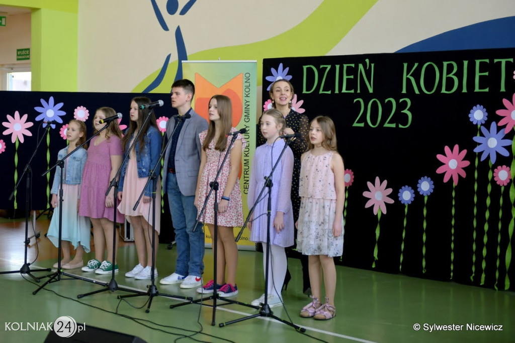 Koncert z okazji Dnia Kobiet w Zabielu