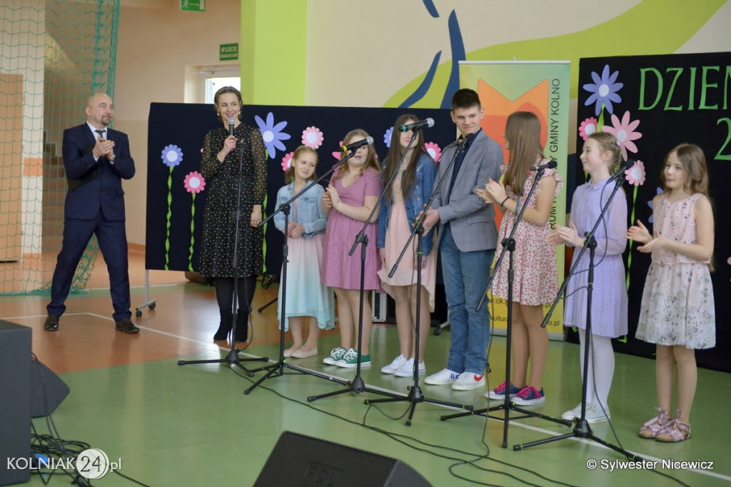 Koncert z okazji Dnia Kobiet w Zabielu