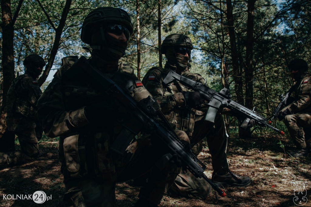 ANAKONDA-23