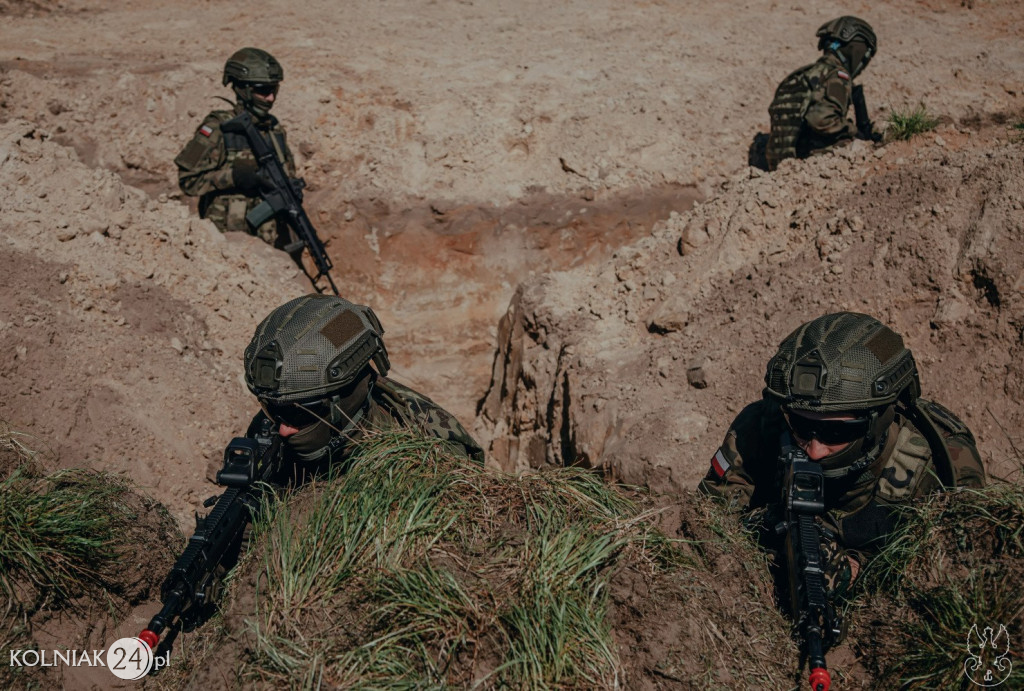ANAKONDA-23