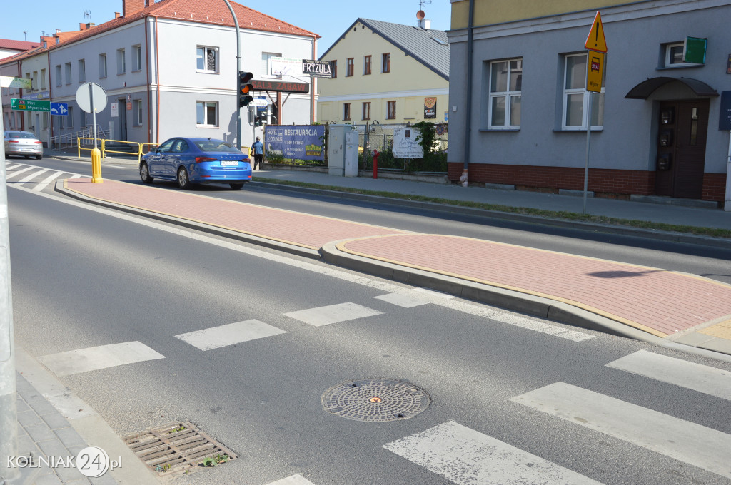 Studzienki na głównej ulicy w Kolnie