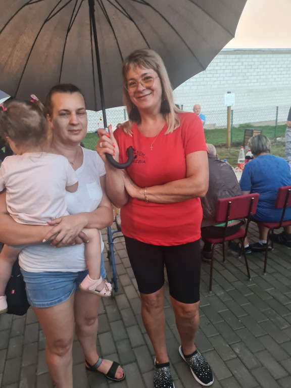 Piknik integracyjny w Dzierzbi