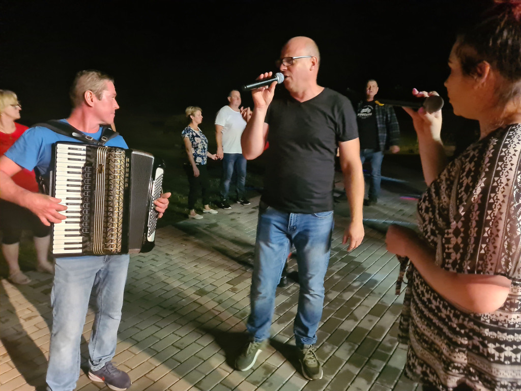 Piknik integracyjny w Dzierzbi