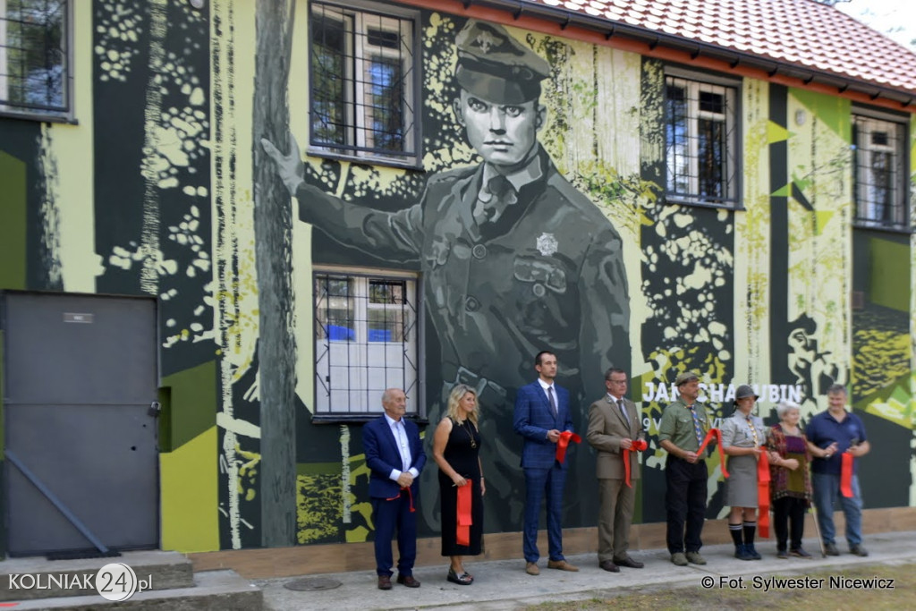 Odsłonięcie muralu w Koźle