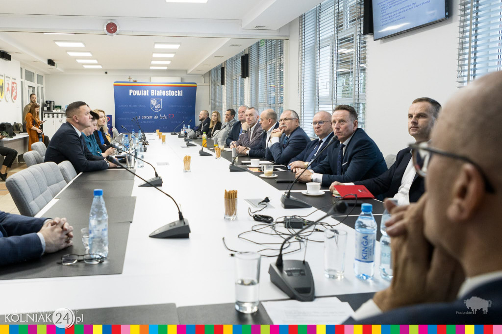 O funduszach europejskich na posiedzeniu starostów