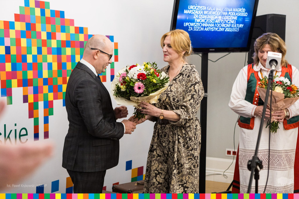 Marszałek nagrodził artystów i ludzi kultury