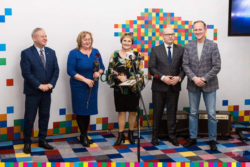 Marszałek nagrodził artystów i ludzi kultury