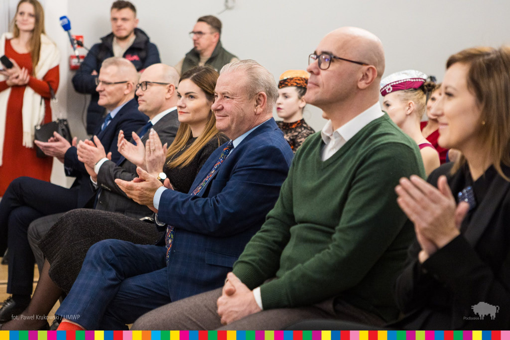 Marszałek nagrodził artystów i ludzi kultury