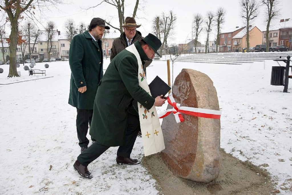 W Kolnie odsłonięto pamiątkową  tablicę