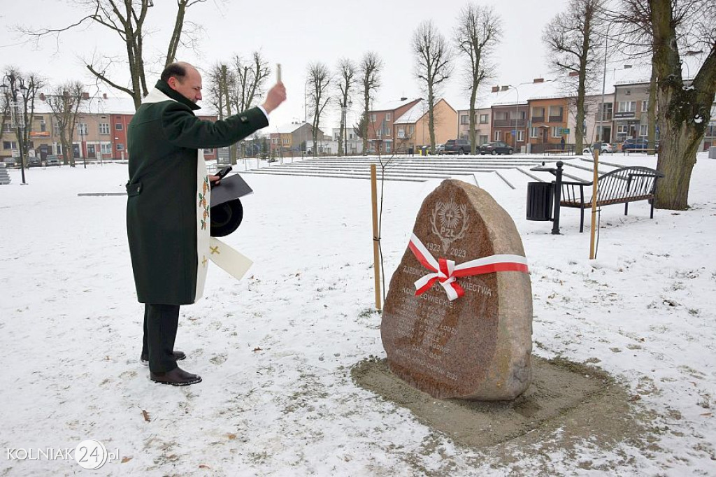 W Kolnie odsłonięto pamiątkową  tablicę