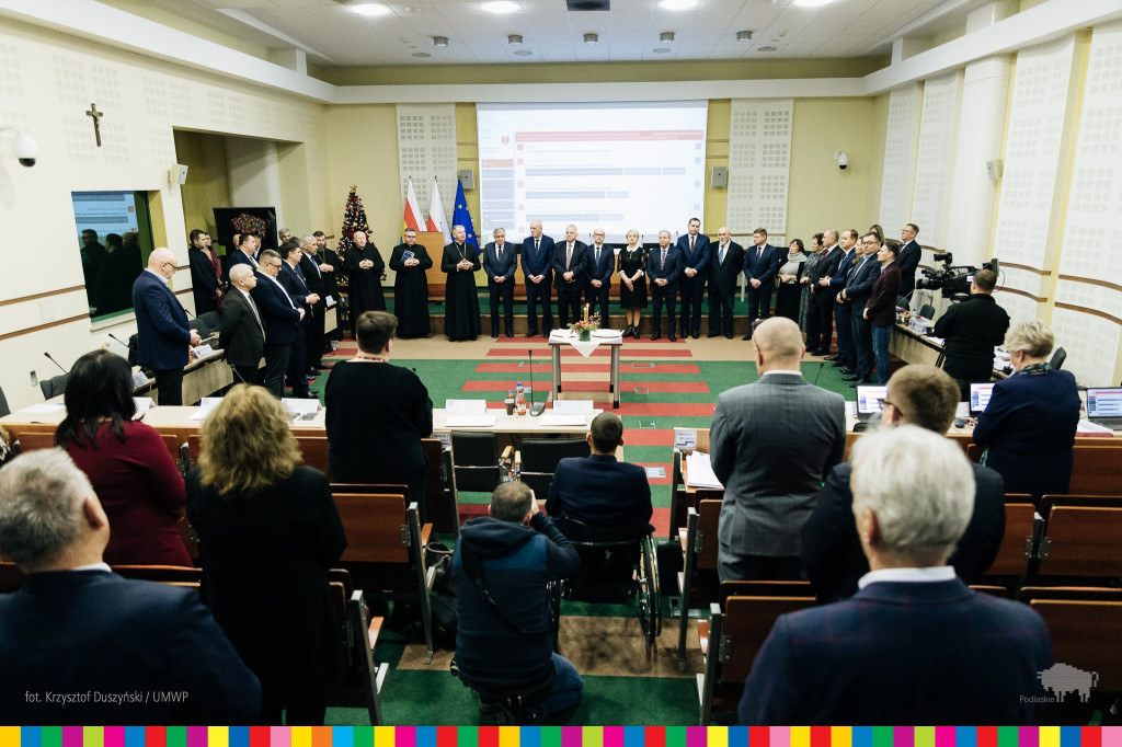 Sesja sejmiku – radni przyjęli budżet na 2024 rok