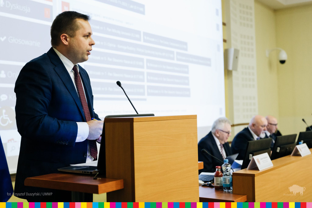 Sesja sejmiku – radni przyjęli budżet na 2024 rok