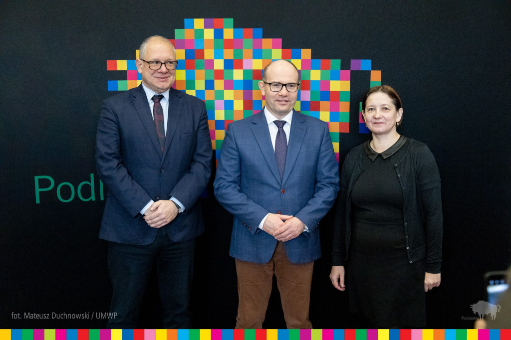 Niemal 45 mln zł na przeciwdziałanie wykluczeniu seniorów oraz osób z niepełnosprawnych