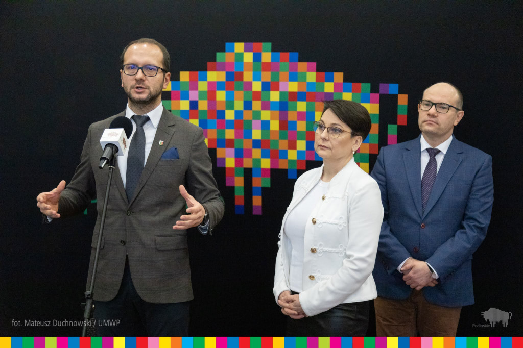Niemal 45 mln zł na przeciwdziałanie wykluczeniu seniorów oraz osób z niepełnosprawnych