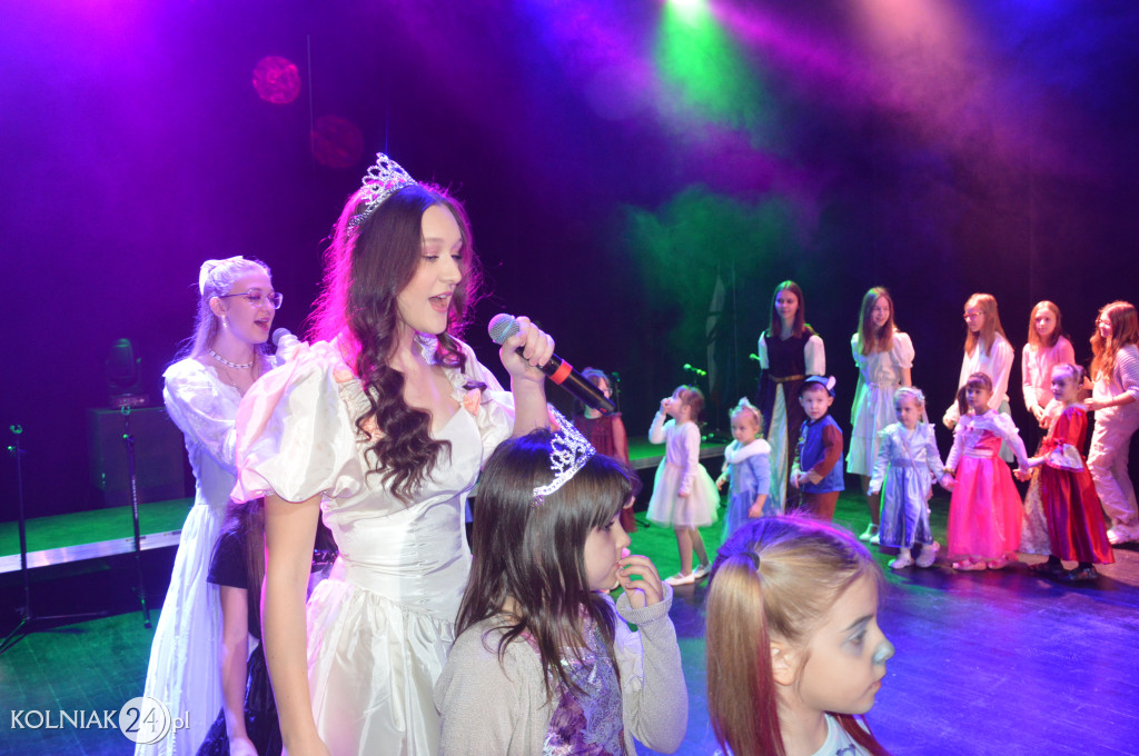 Baśniowy Bal Przebierańców w Kolnie