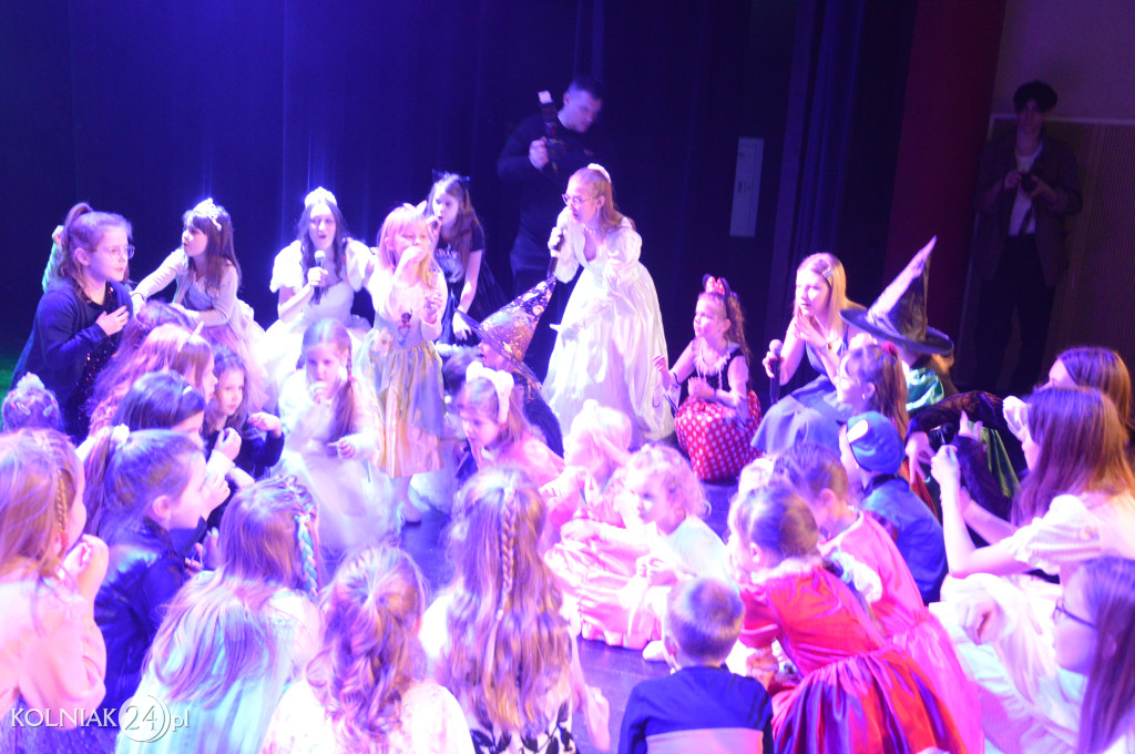 Baśniowy Bal Przebierańców w Kolnie