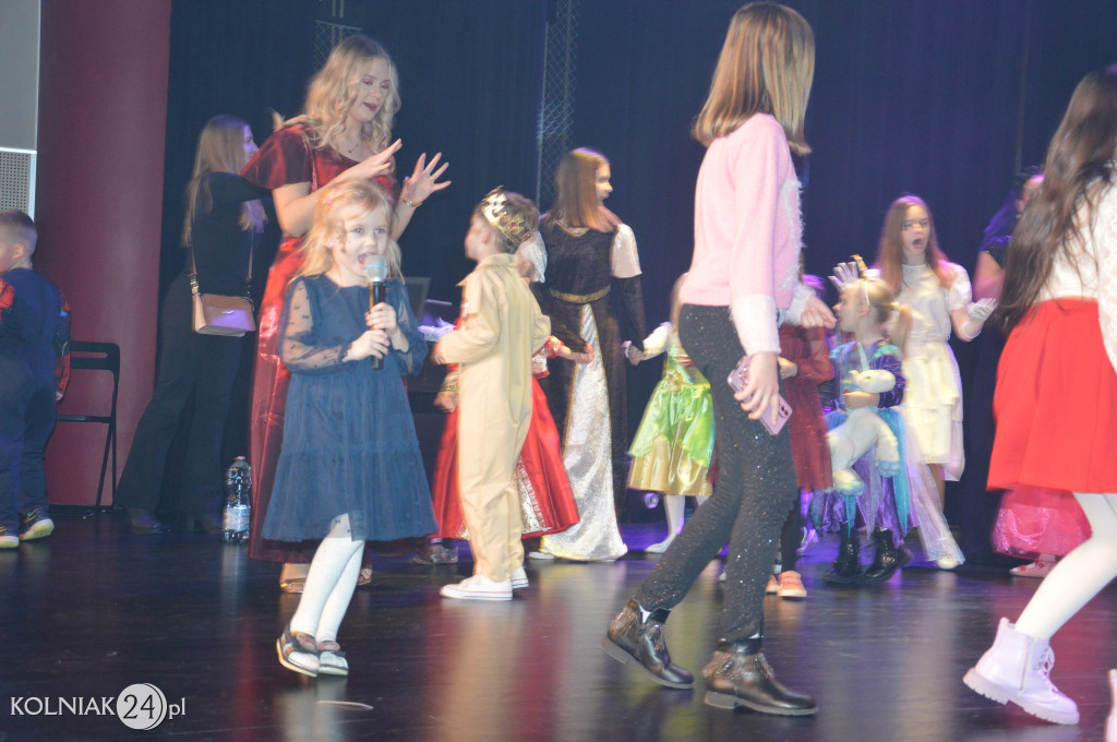 Baśniowy Bal Przebierańców w Kolnie