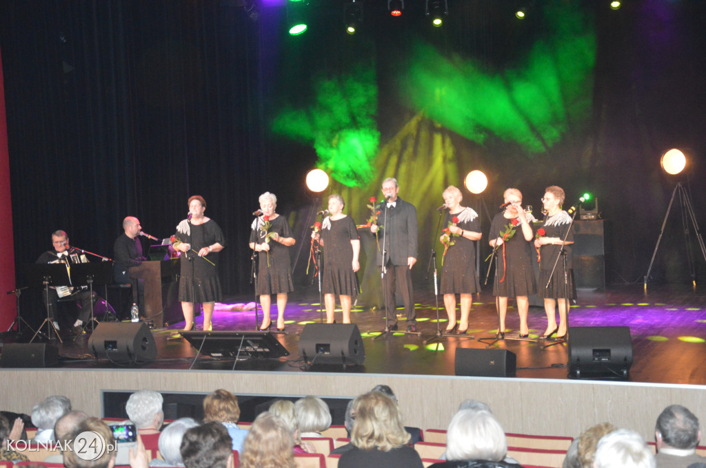 Koncert: Z uśmiechem przez starość