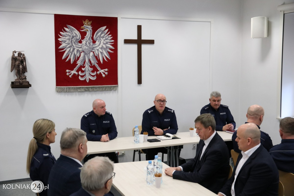 Odprawa w komendzie Policji w Kolnie
