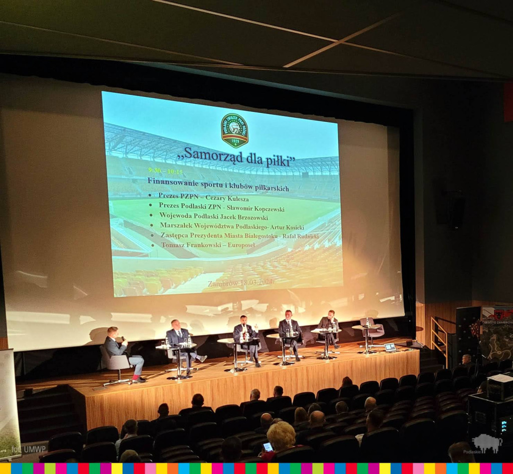 Zambrów. O samorządzie i futbolu