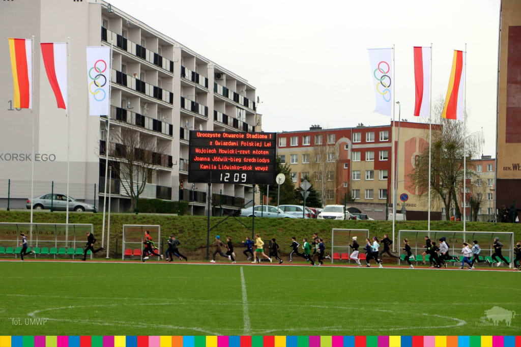 Nowoczesny stadion w Kolnie