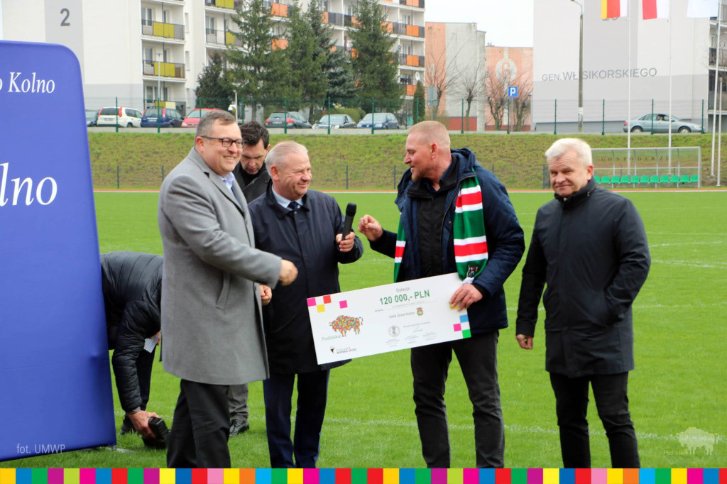 Nowoczesny stadion w Kolnie
