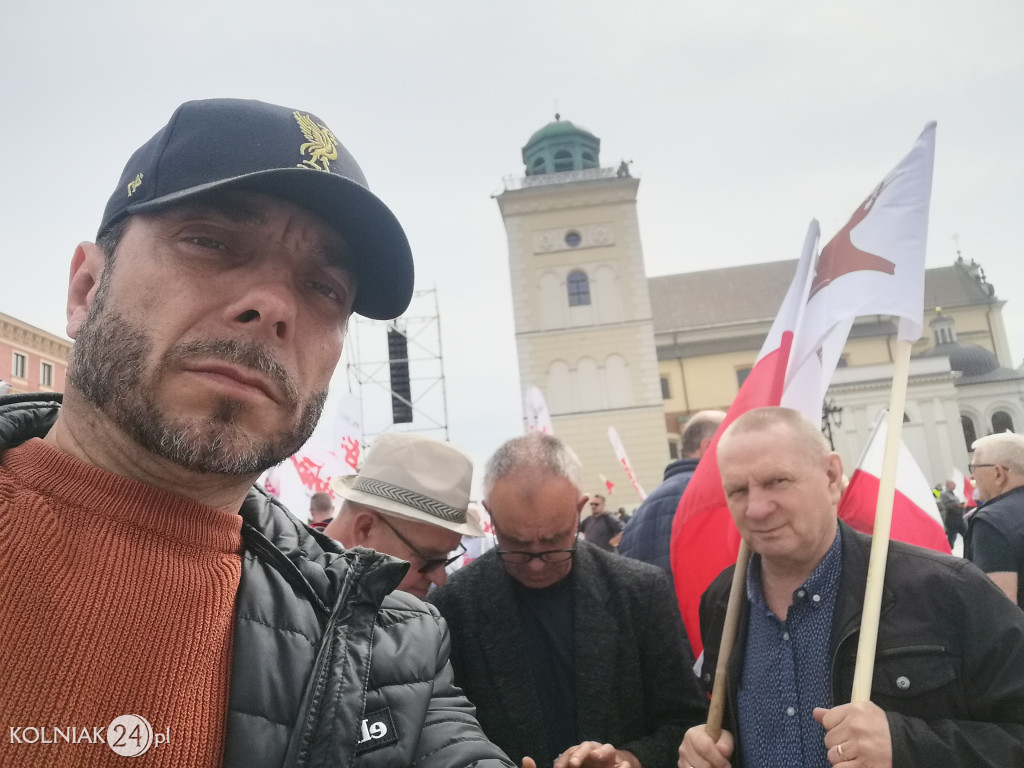 Kolnianie na marszu w Warszawie