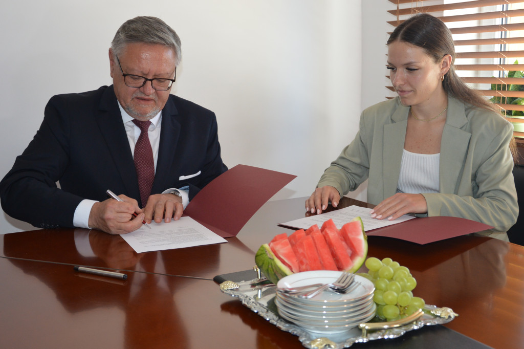 Duśka podpisała umowę z UM Kolno