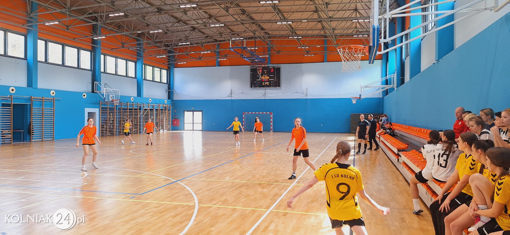 I LIGA HALOWEJ PIŁKI NOŻNEJ DZIEWCZĄT