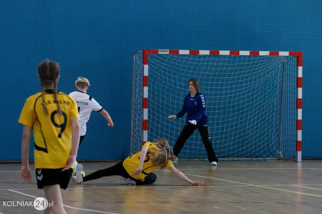 I LIGA HALOWEJ PIŁKI NOŻNEJ DZIEWCZĄT