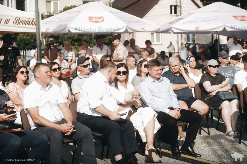 Barwne tradycje na folkowym festiwalu „Podlaskie Spotkania”