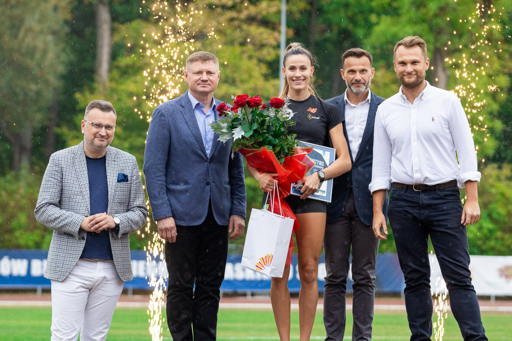 Natalia Kaczmarek uhonorowana przez władze województwa