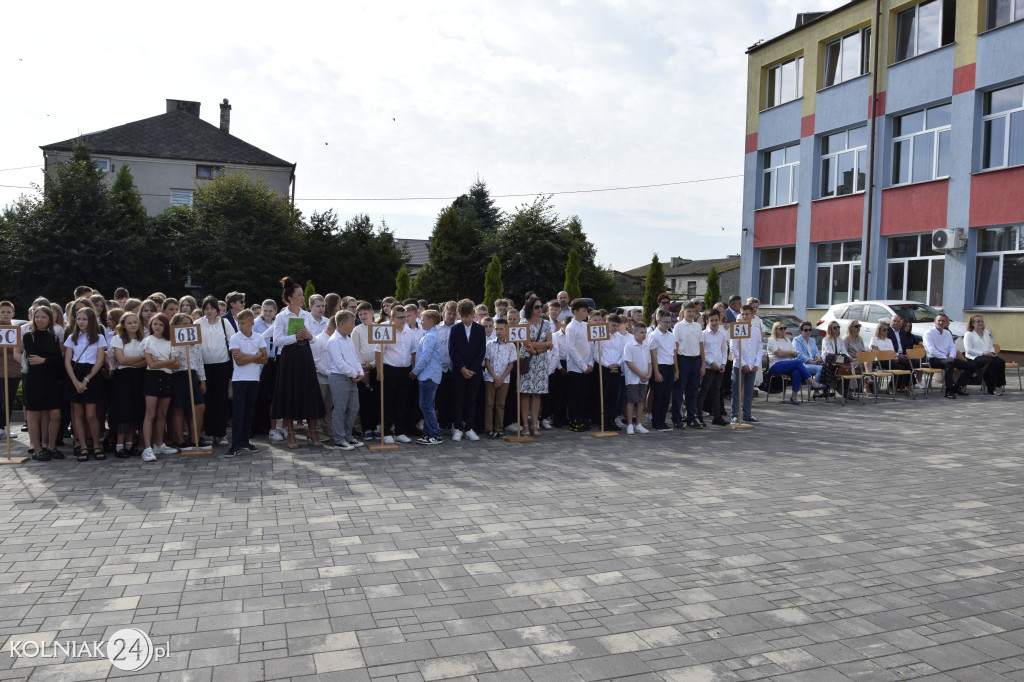 Rozpoczęcie roku szkolnego w Dwójce