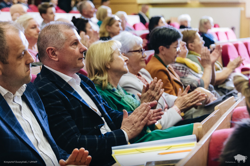 Polityka senioralna i jej przyszłość – konferencja w Podlaskim Urzędzie Wojewódzkim