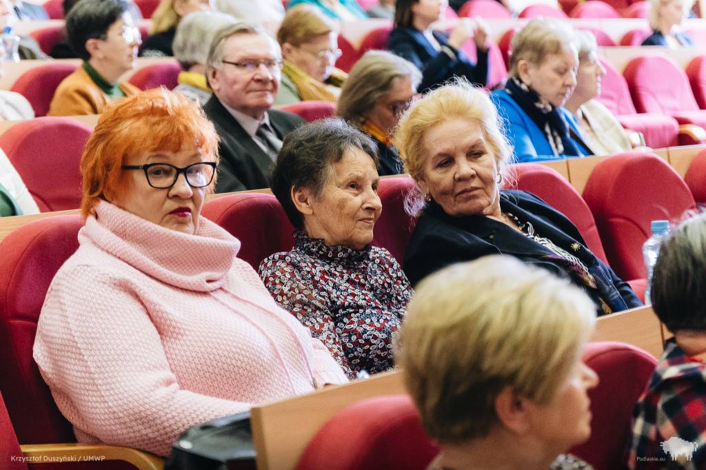 Polityka senioralna i jej przyszłość – konferencja w Podlaskim Urzędzie Wojewódzkim