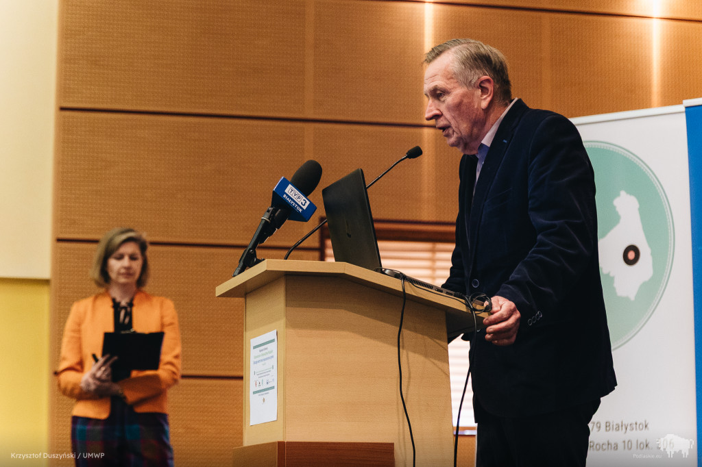 Polityka senioralna i jej przyszłość – konferencja w Podlaskim Urzędzie Wojewódzkim