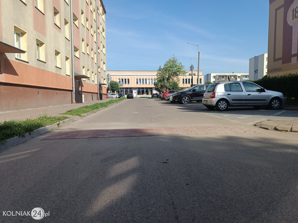 Wykonano próg zwalniający