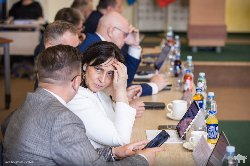 Sejmik przyjął stanowisko w sprawie „paktu migracyjnego”