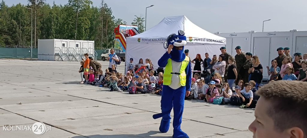 Dzień Dziecka w jednostce wojskowej