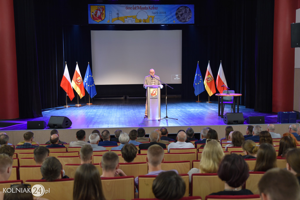 Konferencja historyczna w Kolnie