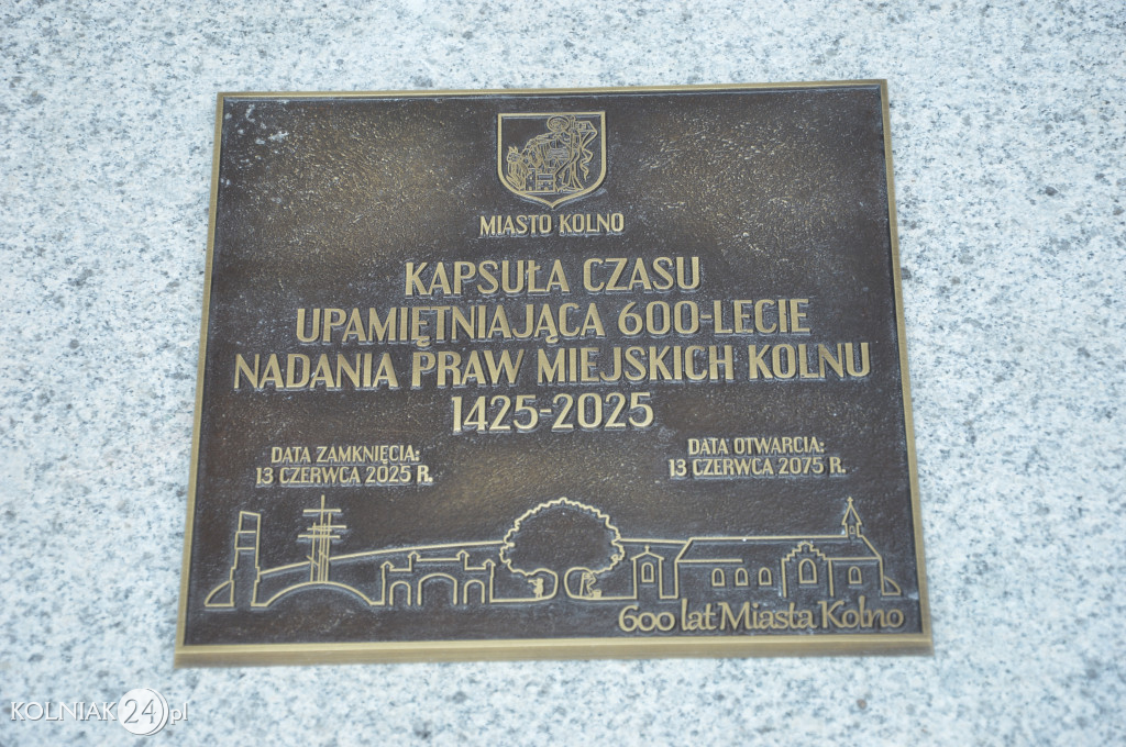 Odsłonięcie tablicy pamiątkowej