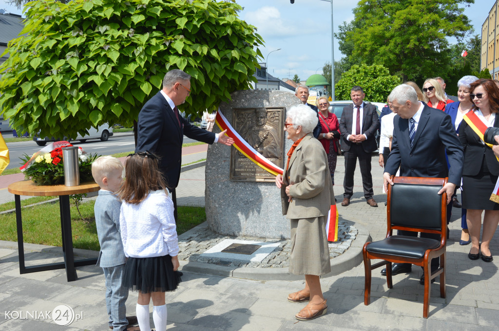 Odsłonięcie tablicy pamiątkowej