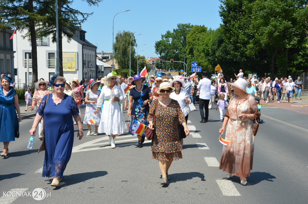 Korowód historyczny przeszedł ulicami Kolna