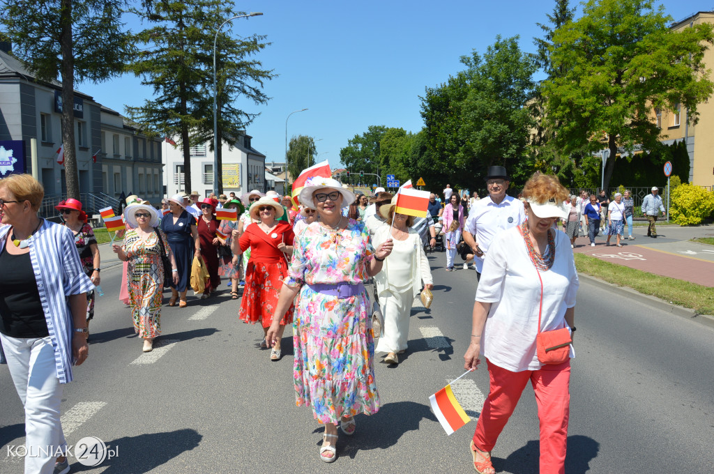 Korowód historyczny przeszedł ulicami Kolna